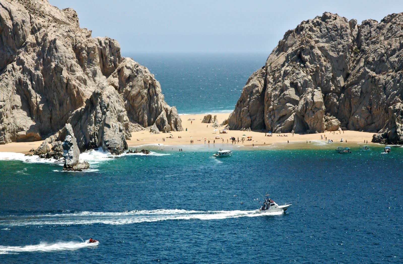 The most swimmable Cabo beaches