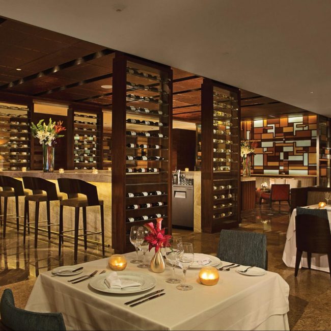 Restaurants in the hotel