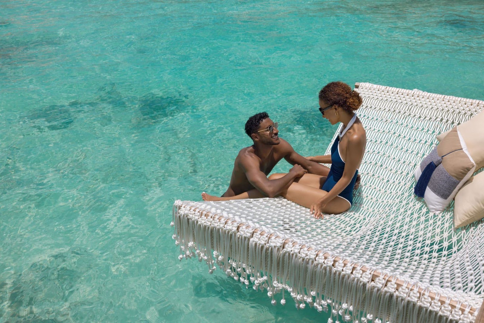 Couple on a hammock at the sea