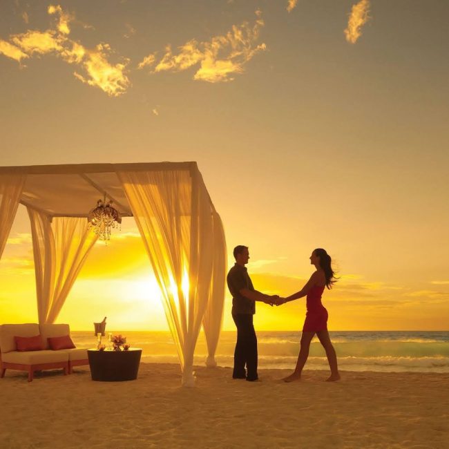 Unlimited Vacation Club - Secrets The Vine Cancun