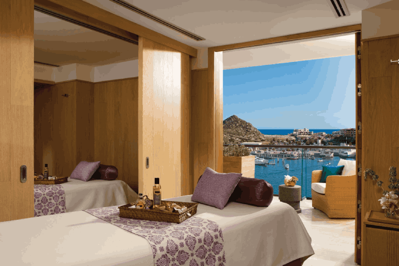 Unlimited Vacation Club - Breathless Cabo San Lucas Resort & Spa