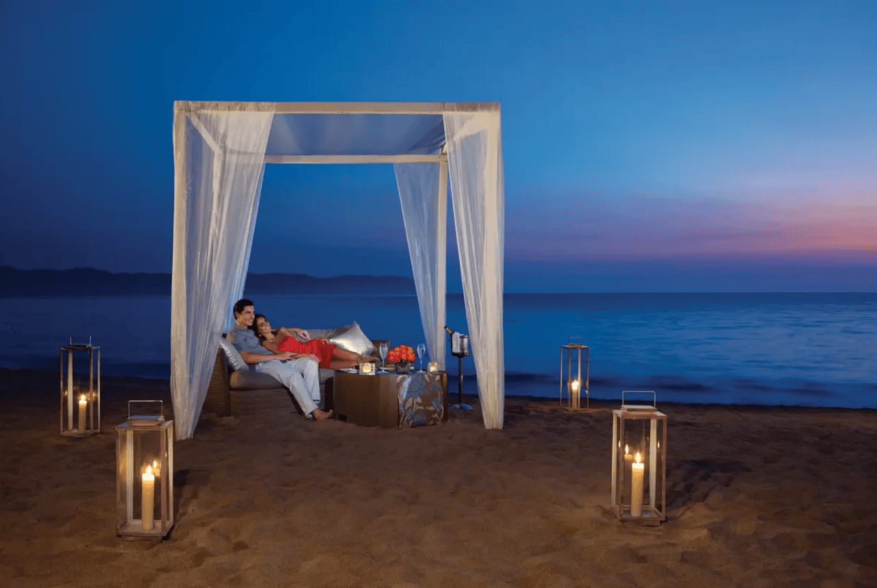 private romantic dining secrets vallarta bay puerto vallarta