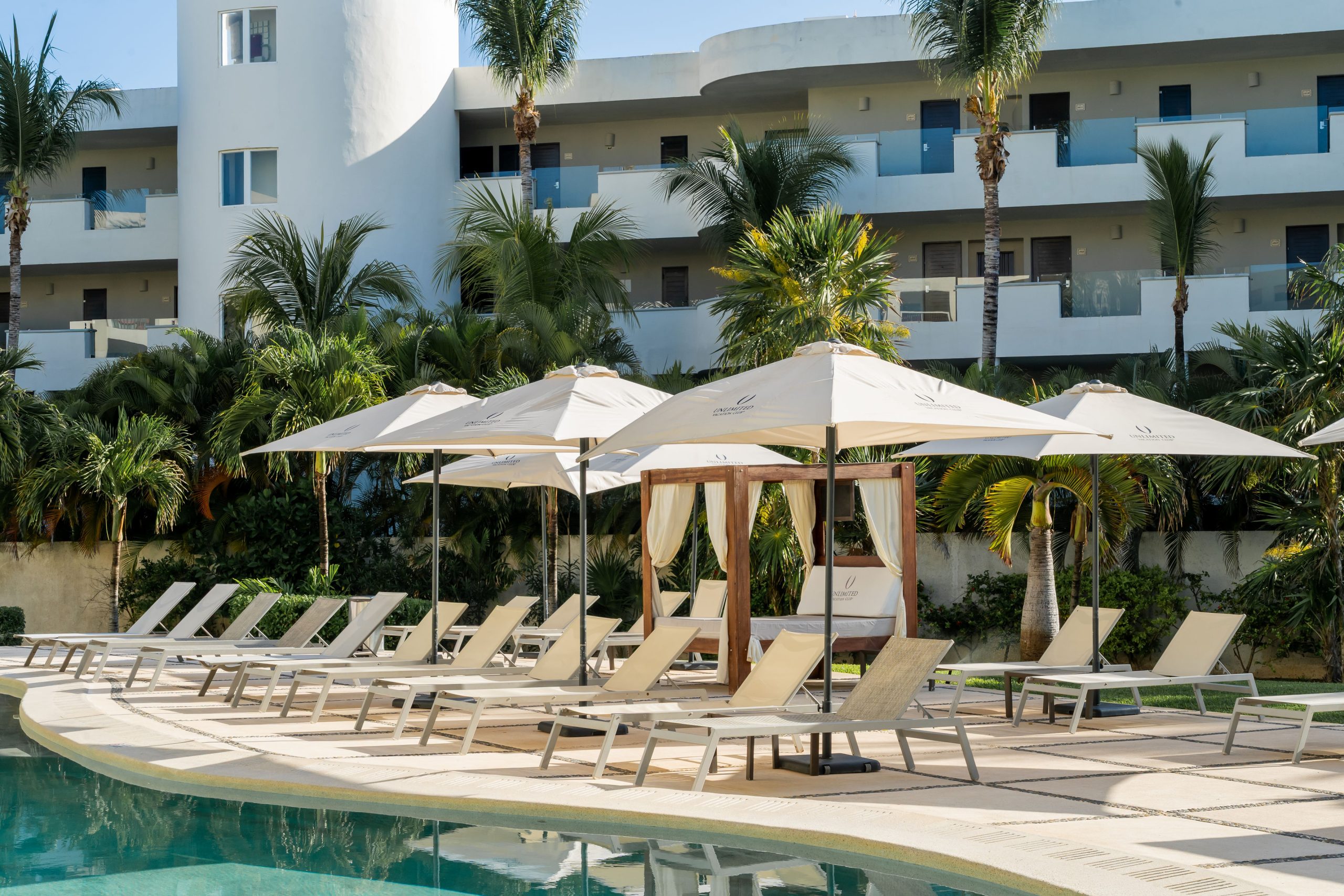UVC members-only pool at Dreams Puerto Morelos Resort & Spa